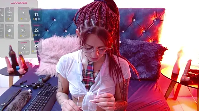 Sofi F w online show from January 22, 2025, 10:26 pm