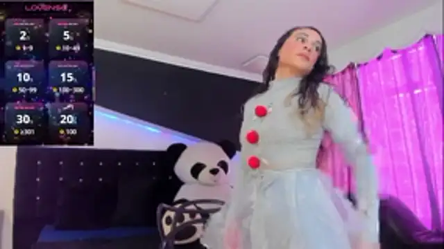 Snapshot of Coral_Gibson chatting on November 1, 2025, 1:13 pm Coral Gibson online show from November 1, 2025, 1:13 pm