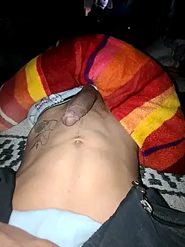 Snapshot of emiur chatting on February 13, 2025, 12:24 am emiur online show from February 13, 2025, 12:24 am