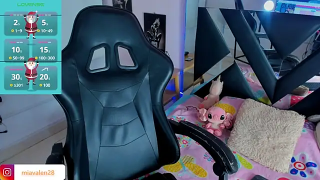 miavalentinaaa online show from January 16, 2025, 11:59 pm