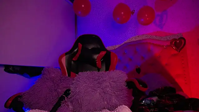 kaoz 36 online show from February 15, 2026, 7:54 pm