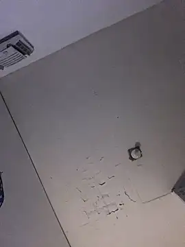 Carolinen online show from October 2, 2025, 6:48 pm