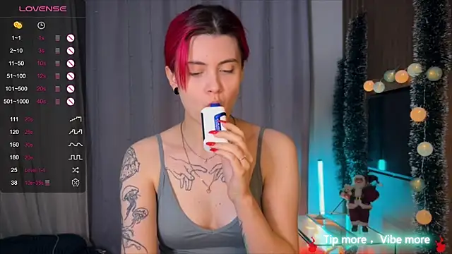 HarpyWitch online show from December 18, 2024, 8:03 pm