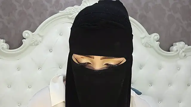 Snapshot of Hajar_Kar chatting on June 16, 2026, 6:27 am Hajar Kar online show from June 16, 2026, 6:27 am