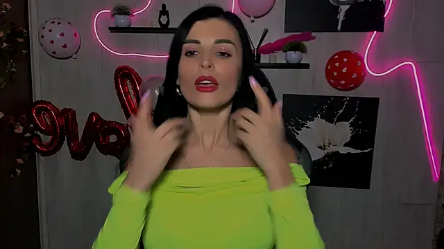 KayWuds online show from February 20, 2025, 1:51 pm