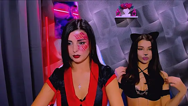 KayWuds online show from October 31, 2025, 5:14 pm