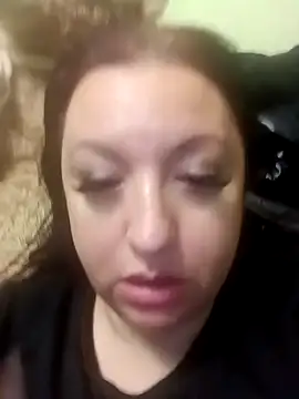 Snapshot of Veronica-Celie chatting on January 1, 2025, 8:37 pm Veronica-Celie online show from January 1, 2025, 8:37 pm