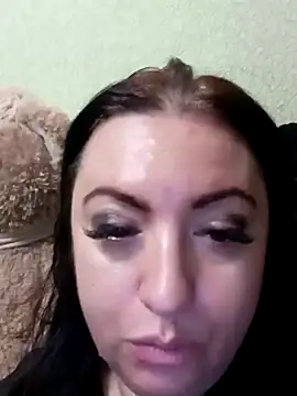 Snapshot of Veronica-Celie chatting on January 3, 2025, 8:22 pm Veronica-Celie online show from January 3, 2025, 8:22 pm