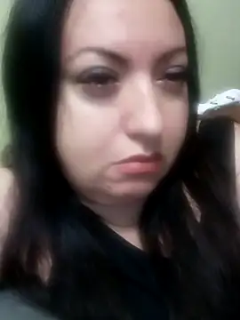 Snapshot of Veronica-Celie chatting on March 3, 2025, 8:11 pm Veronica-Celie online show from March 3, 2025, 8:11 pm