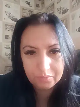 Snapshot of Veronica-Celie chatting on October 6, 2025, 7:28 am Veronica-Celie online show from October 6, 2025, 7:28 am