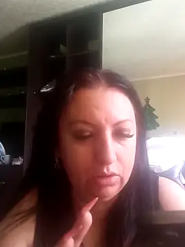 Veronica-Celie online show from May 30, 2026, 11:40 am