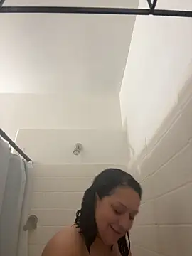 AlyssiaAmoreXO online show from November 1, 2025, 10:45 pm