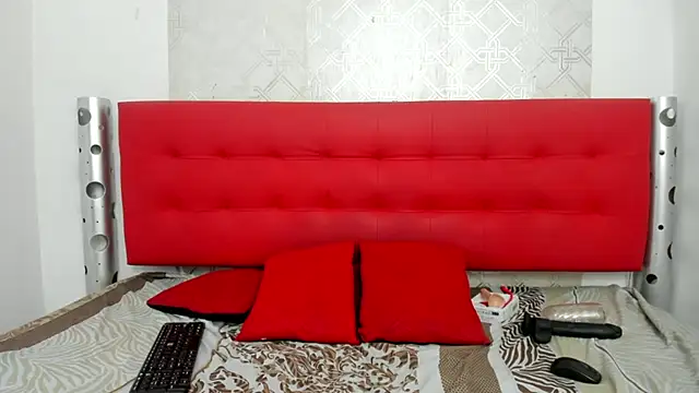 Celestial Queen  online show from March 18, 2025, 4:15 pm