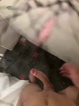 lescro95  online show from October 22, 2025, 4:29 pm