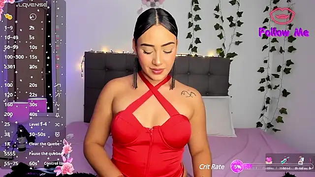 Snapshot of charlotte_james0 chatting on December 18, 2024, 12:10 am charlotte james0 online show from December 18, 2024, 12:10 am