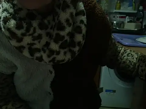 VeneRed online show from March 13, 2026, 6:36 pm