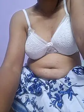 Melody Shyla online show from October 7, 2025, 5:32 pm