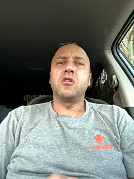 Lecatore80 online show from November 4, 2025, 3:55 pm