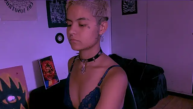 alex one888 online show from April 5, 2026, 10:18 pm