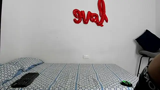 evanscollins online show from October 10, 2025, 4:44 am