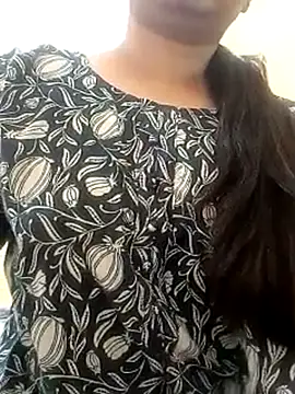 Snapshot of Indianhyna chatting on March 19, 2025, 6:57 am Indianhyna online show from March 19, 2025, 6:57 am