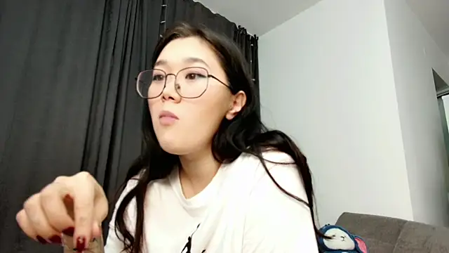 Jennatyan online show from December 31, 2024, 2:29 am