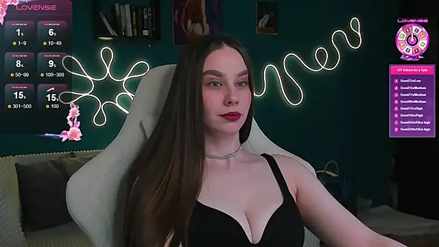 katie taylorr online show from May 10, 2026, 11:32 pm