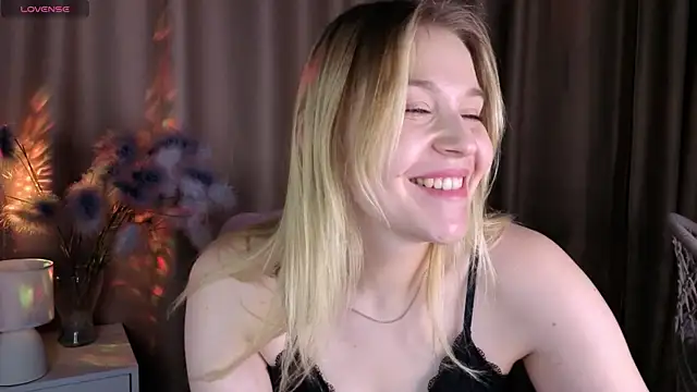 Snapshot of Colleen_Blake chatting on July 9, 2026, 5:39 pm Colleen Blake online show from July 9, 2026, 5:39 pm