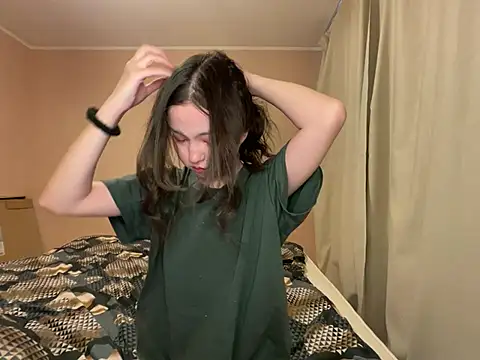 lalallalalaa- online show from March 7, 2025, 10:13 am