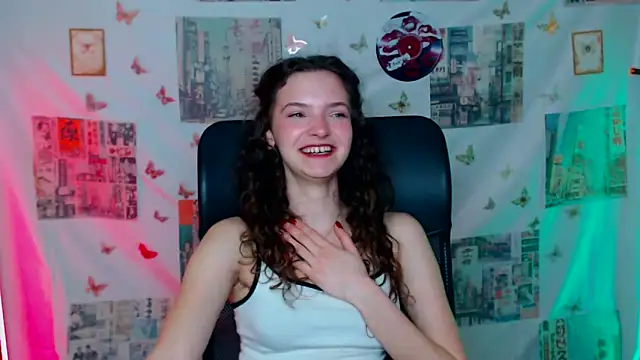  SusieSu  online show from April 9, 2026, 12:10 pm