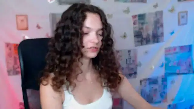 Snapshot of _SusieSu_ chatting on June 18, 2026, 12:09 pm SusieSu online show from June 18, 2026, 12:09 pm