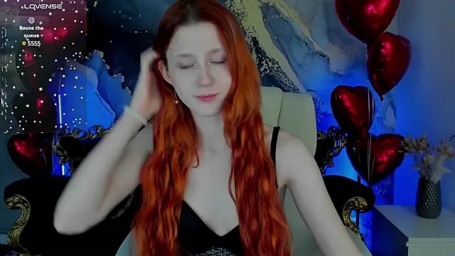 Snapshot of MagicLilu chatting on February 13, 2025, 8:45 pm MagicLilu online show from February 13, 2025, 8:45 pm