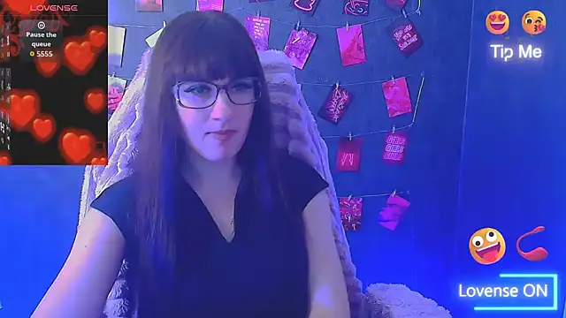 Snapshot of Violla_My chatting on March 1, 2026, 6:59 am Violla My online show from March 1, 2026, 6:59 am