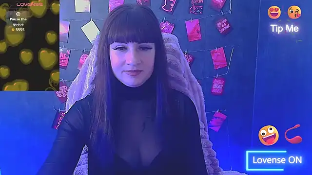 Snapshot of Violla_My chatting on March 2, 2026, 6:36 am Violla My online show from March 2, 2026, 6:36 am