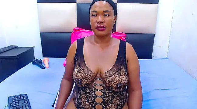LICKABLEASSxxxx online show from March 11, 2025, 1:16 am