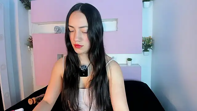 Scarlett  Fox   online show from March 12, 2026, 11:16 am