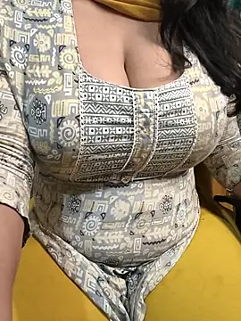 Snapshot of Anamika_Kapoor chatting on October 11, 2025, 10:08 pm Anamika Kapoor online show from October 11, 2025, 10:08 pm