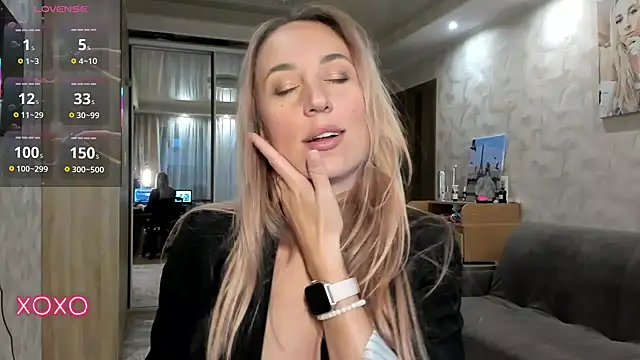 Snapshot of lady_Nati chatting on October 26, 2025, 2:23 pm lady Nati online show from October 26, 2025, 2:23 pm