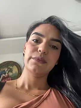 Sara-77 online show from February 6, 2026, 6:55 pm