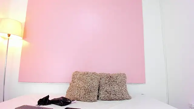 andyylove jk online show from November 18, 2025, 12:31 pm