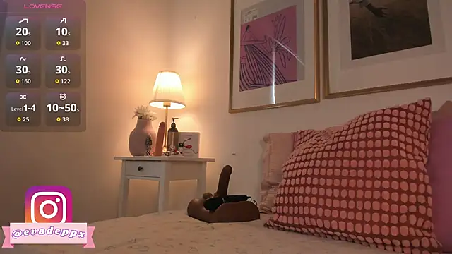 Snapshot of Eva_depp chatting on September 9, 2025, 2:38 pm Eva depp online show from September 9, 2025, 2:38 pm