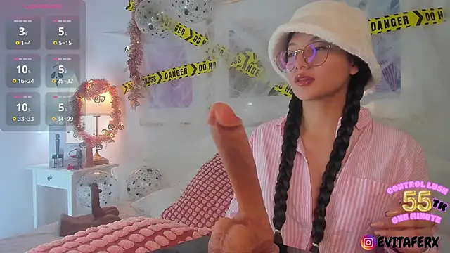 Snapshot of Eva_depp chatting on October 27, 2025, 4:22 pm Eva depp online show from October 27, 2025, 4:22 pm