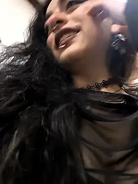 Lila Desiree online show from January 14, 2026, 11:31 pm