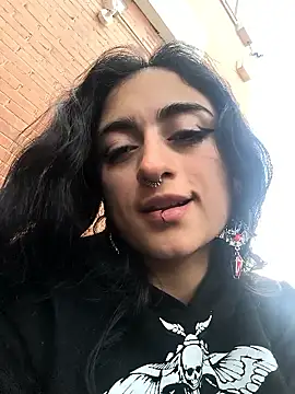 Lila Desiree online show from June 12, 2026, 9:14 pm