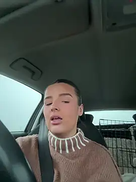 maisiesmithx online show from December 27, 2024, 4:10 pm