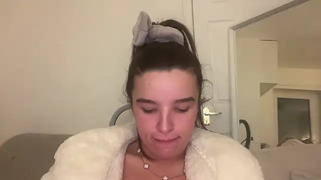 maisiesmithx online show from January 22, 2025, 2:48 am