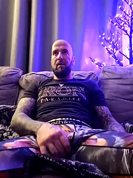 Beardedtattood online show from January 4, 2025, 2:35 am