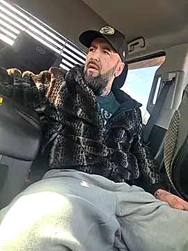 Beardedtattood online show from April 19, 2026, 1:10 pm