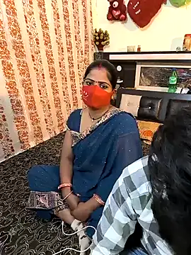 Snapshot of Indian_Lust_Couple chatting on January 4, 2025, 6:40 pm Indian Lust Couple online show from January 4, 2025, 6:40 pm