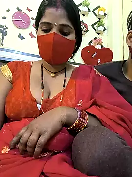 Snapshot of Indian_Lust_Couple chatting on February 1, 2025, 10:13 pm Indian Lust Couple online show from February 1, 2025, 10:13 pm